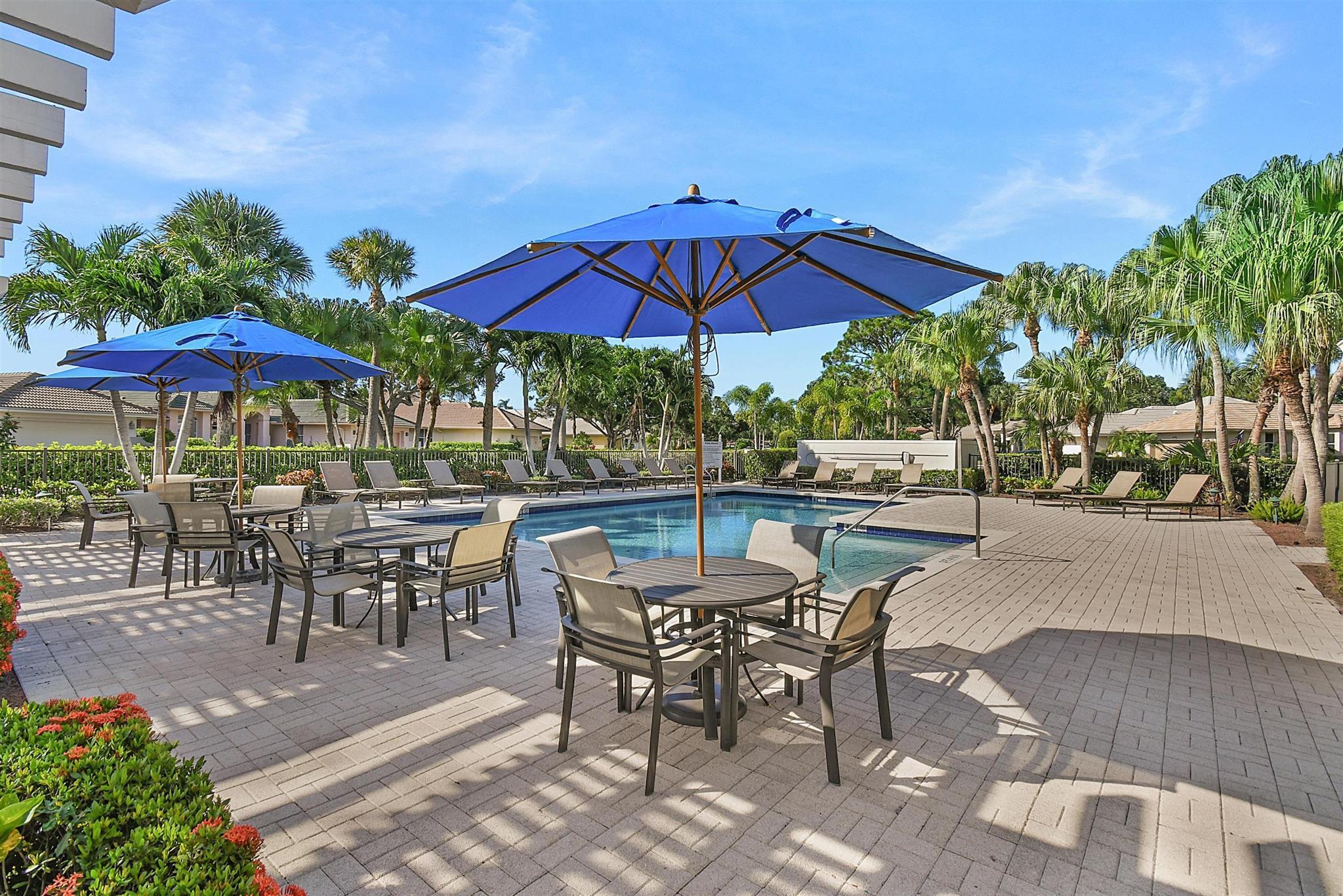 WILLOUGHBY GOLF CLUB - Residential