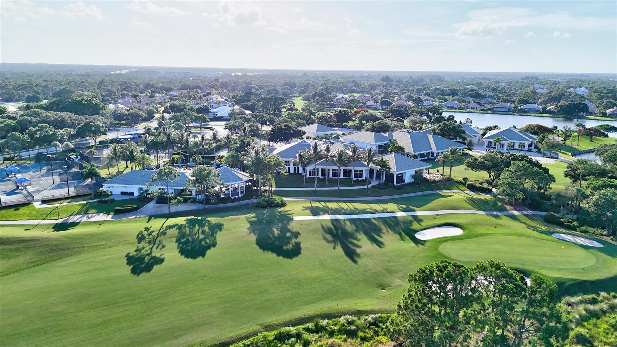 WILLOUGHBY GOLF CLUB - Residential