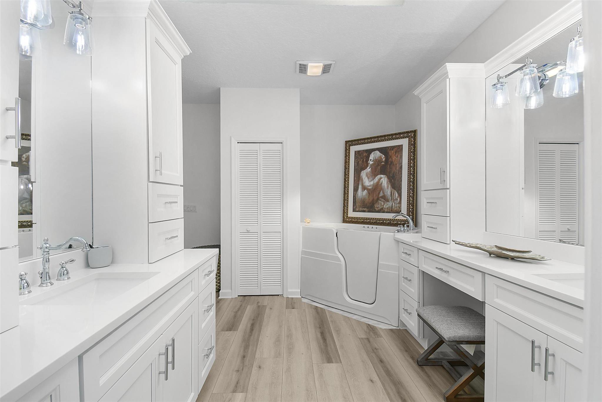 WILLOUGHBY GOLF CLUB - Residential