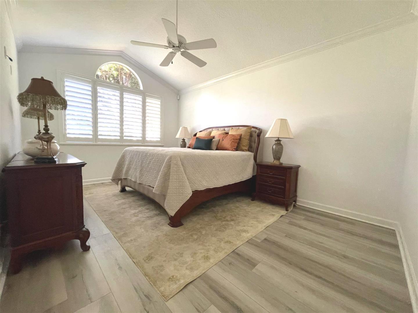 WILLOUGHBY GOLF CLUB - Residential