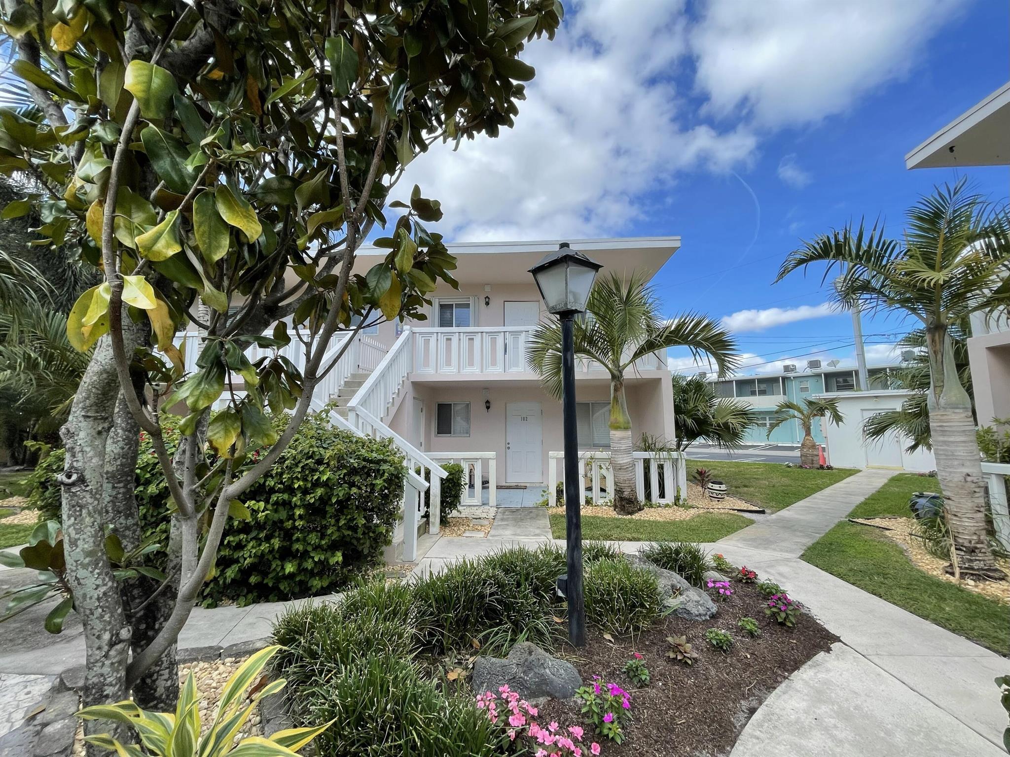 BOYNTON TOWN OF - Residential Lease