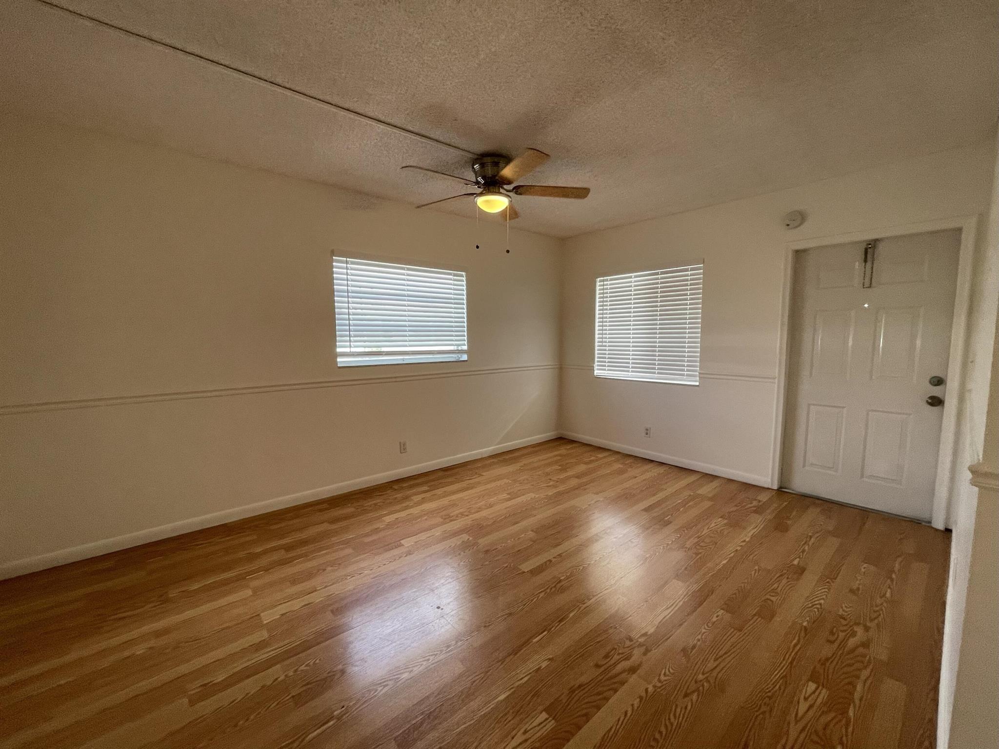 BOYNTON TOWN OF - Residential Lease