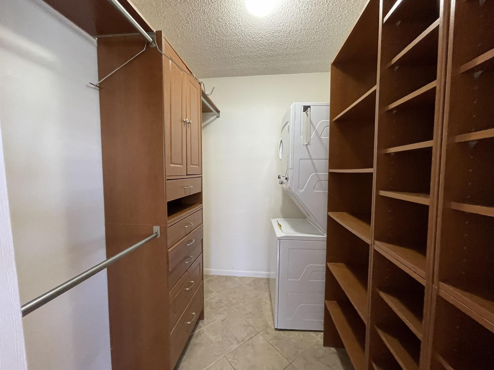 BOYNTON TOWN OF - Residential Lease