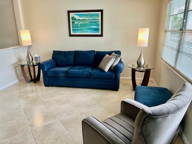 CAMBRIDGE G CONDO - Residential