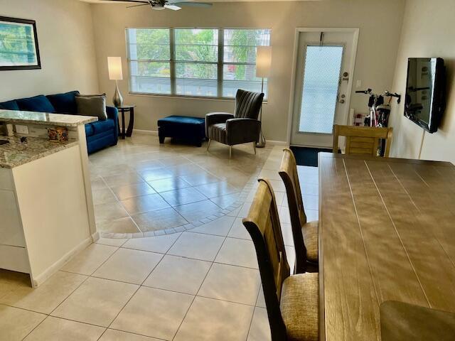 CAMBRIDGE G CONDO - Residential