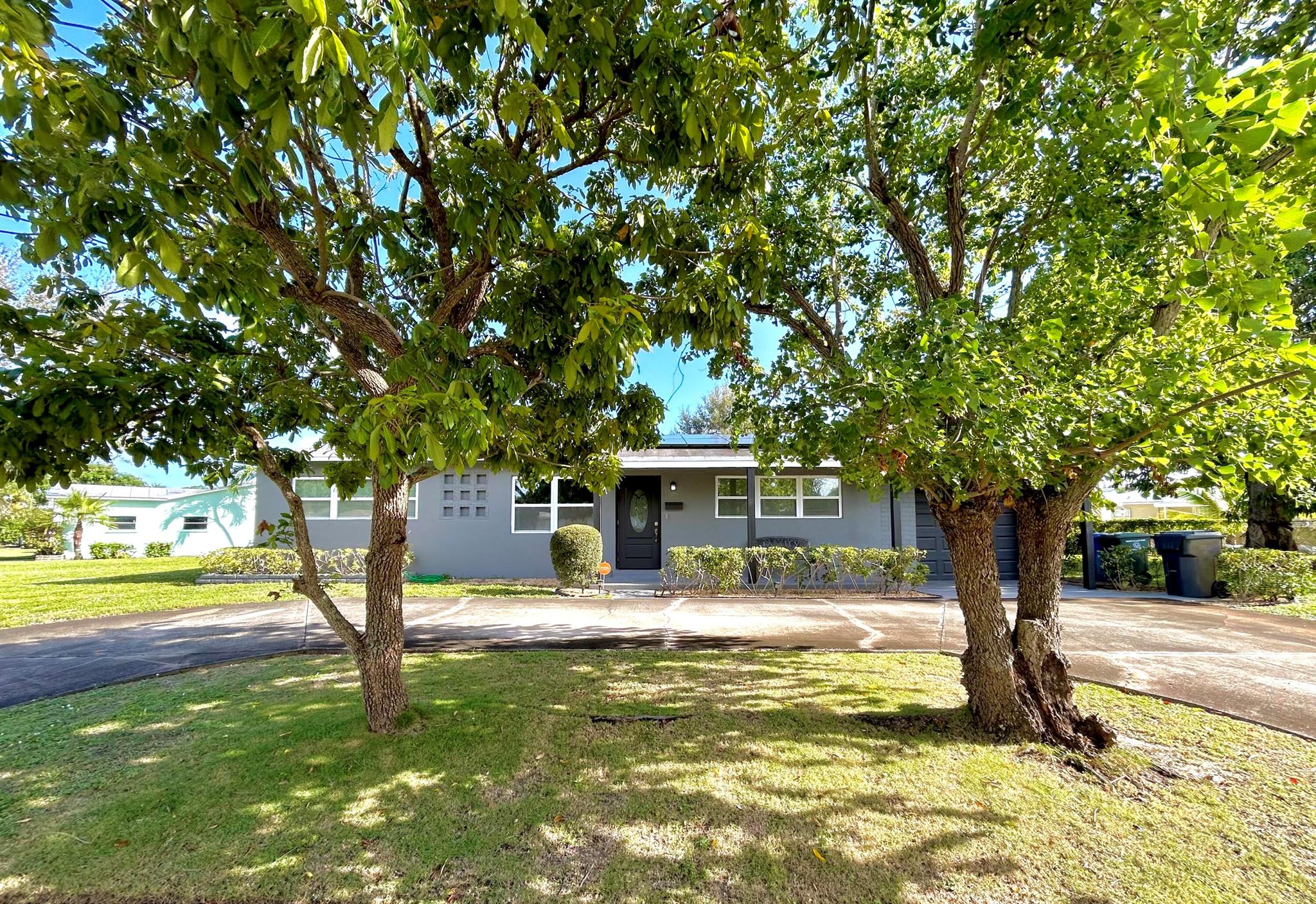 454 Flagler Boulevard