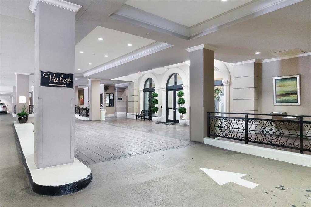 200 EAST - Residential