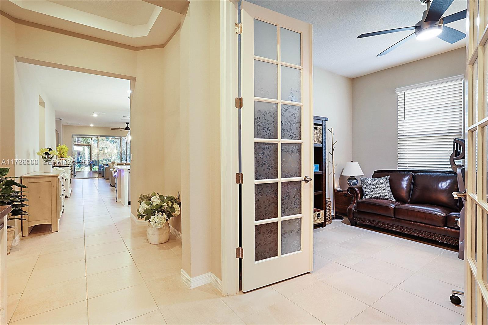 VERANDA OAKS - Residential Lease