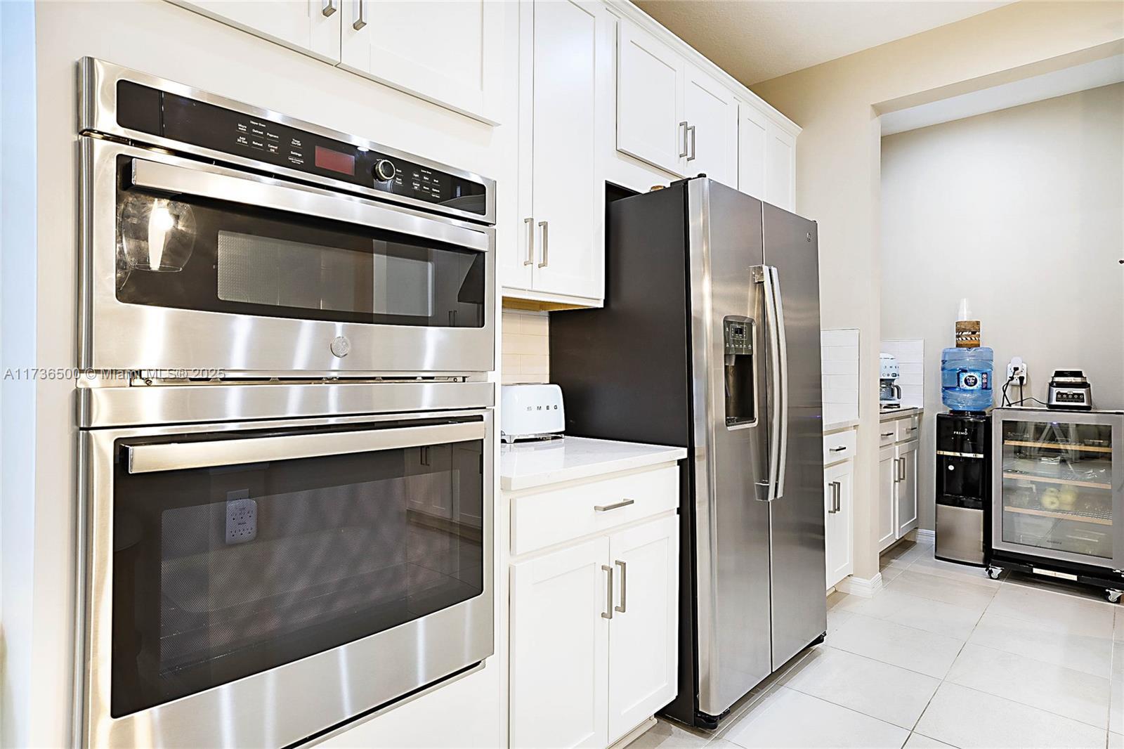 VERANDA OAKS - Residential Lease