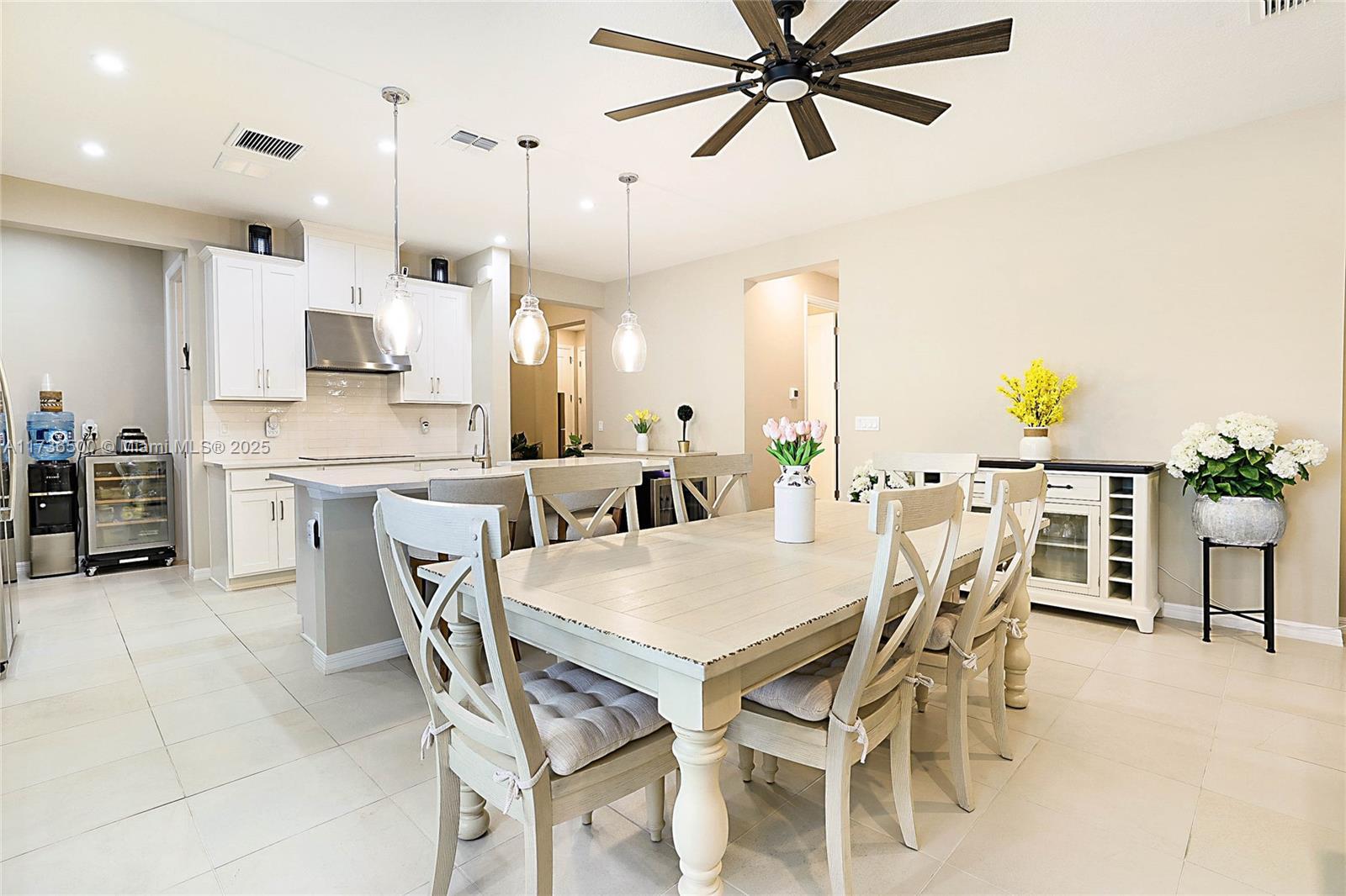 VERANDA OAKS - Residential Lease