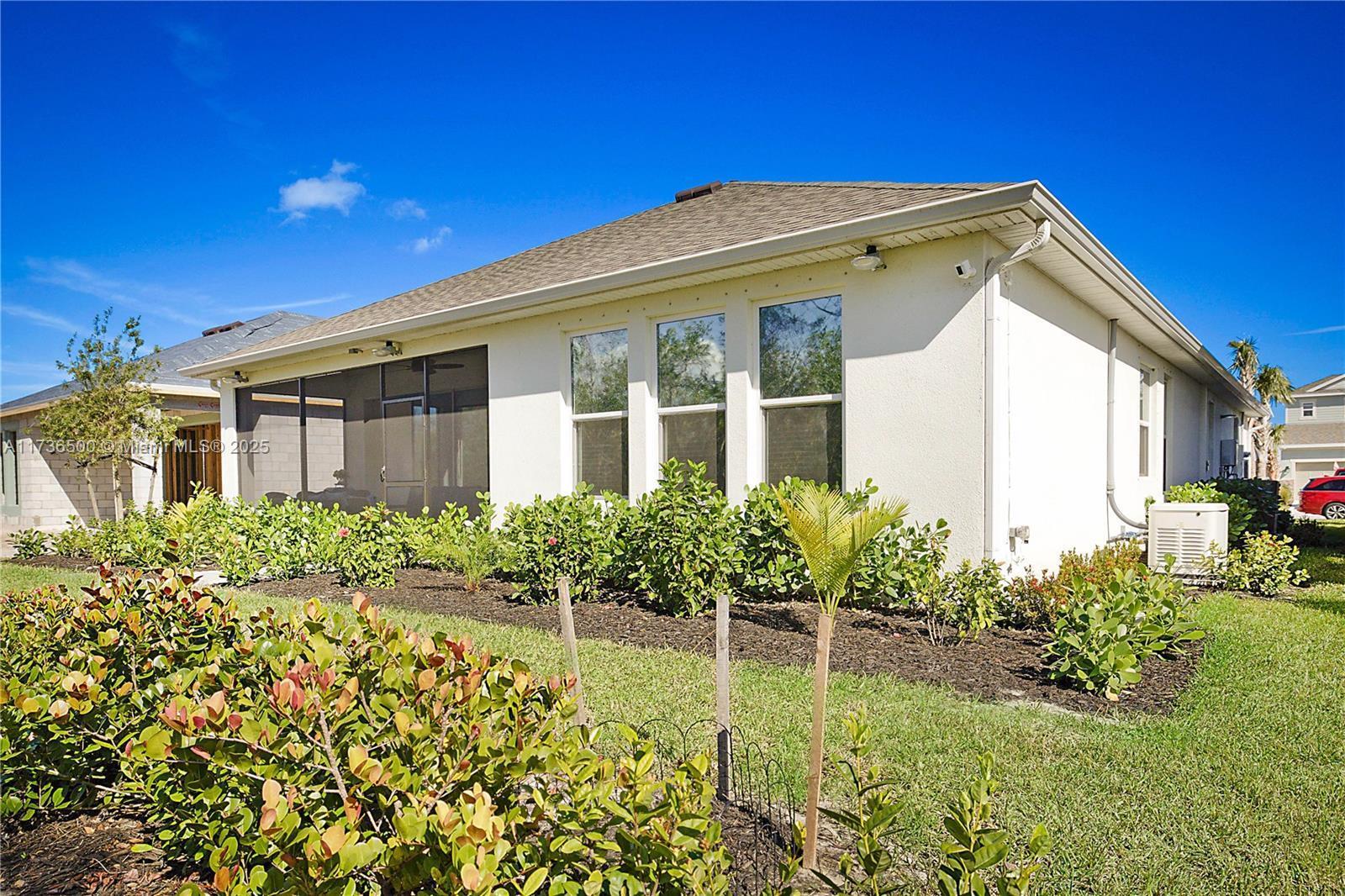 VERANDA OAKS - Residential Lease