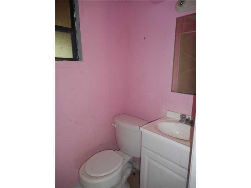 POMPANO BEACH HIGHLANDS - Residential