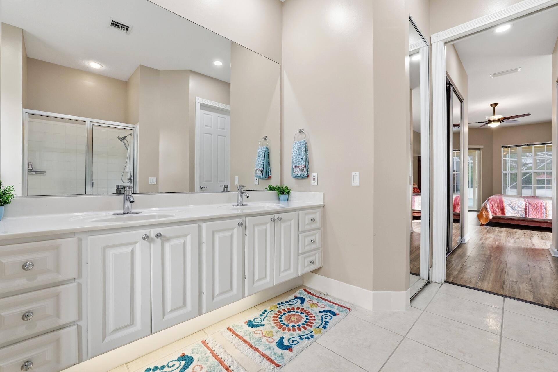 RIVERWALK 3 - Residential