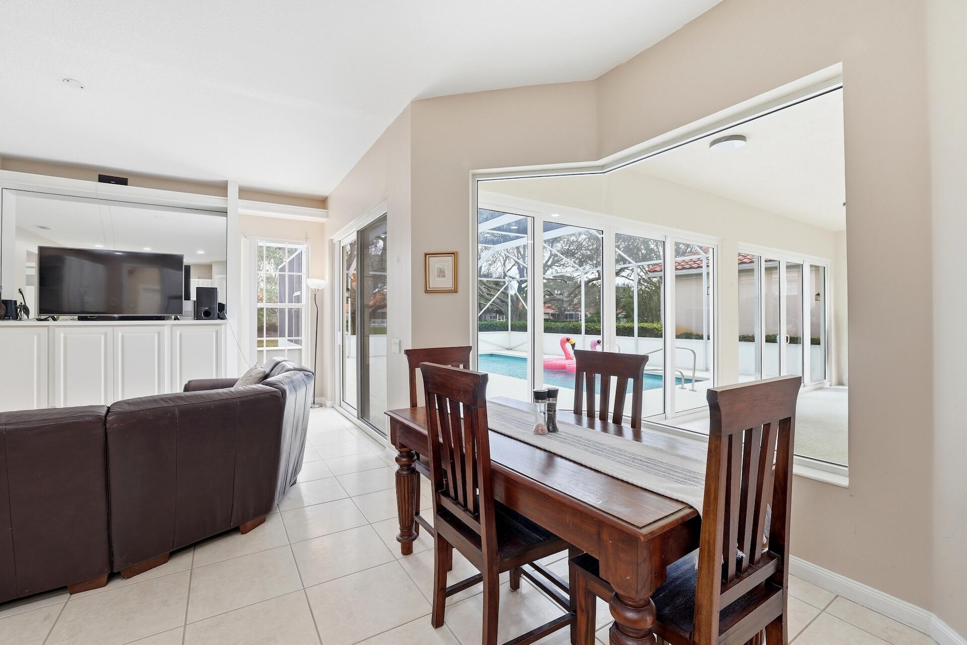 RIVERWALK 3 - Residential