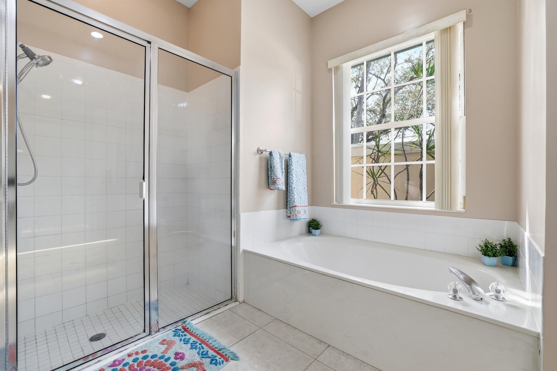 RIVERWALK 3 - Residential