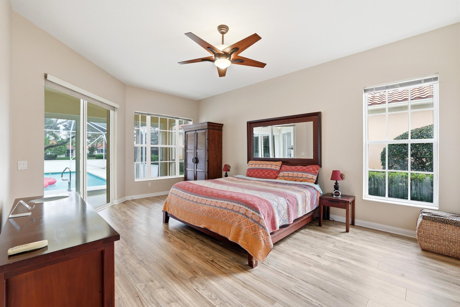 RIVERWALK 3 - Residential