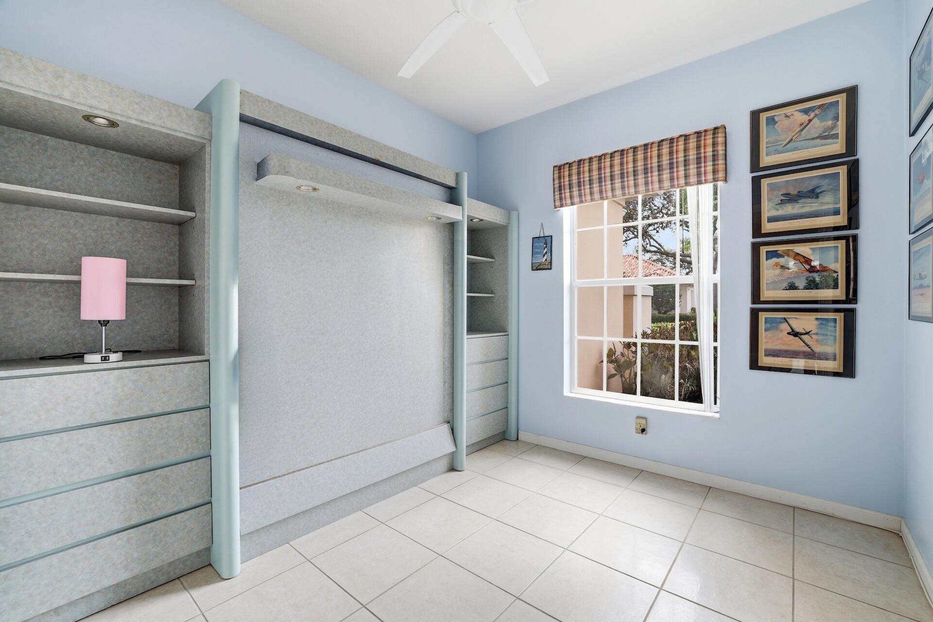 RIVERWALK 3 - Residential