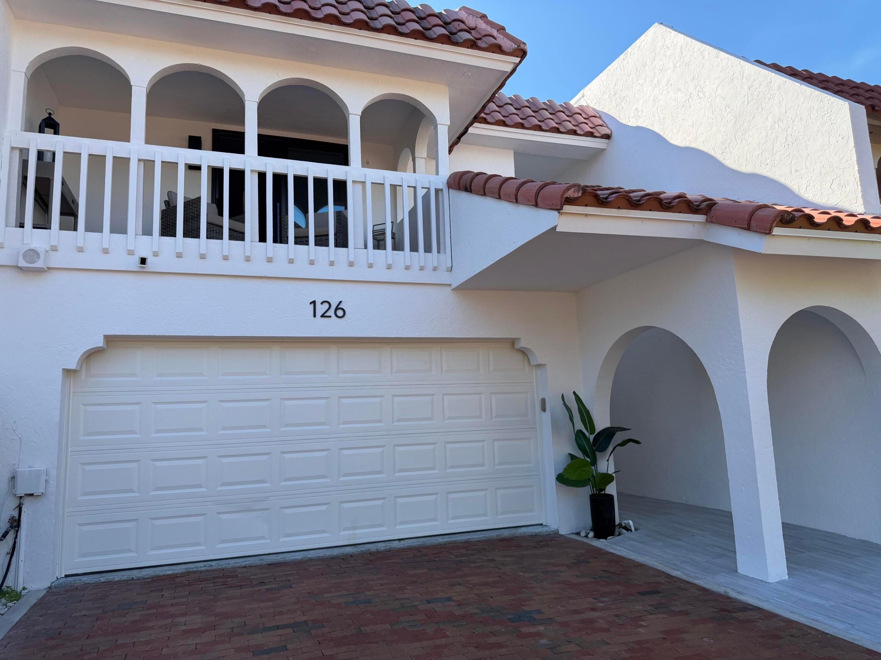 126 Harbor Circle