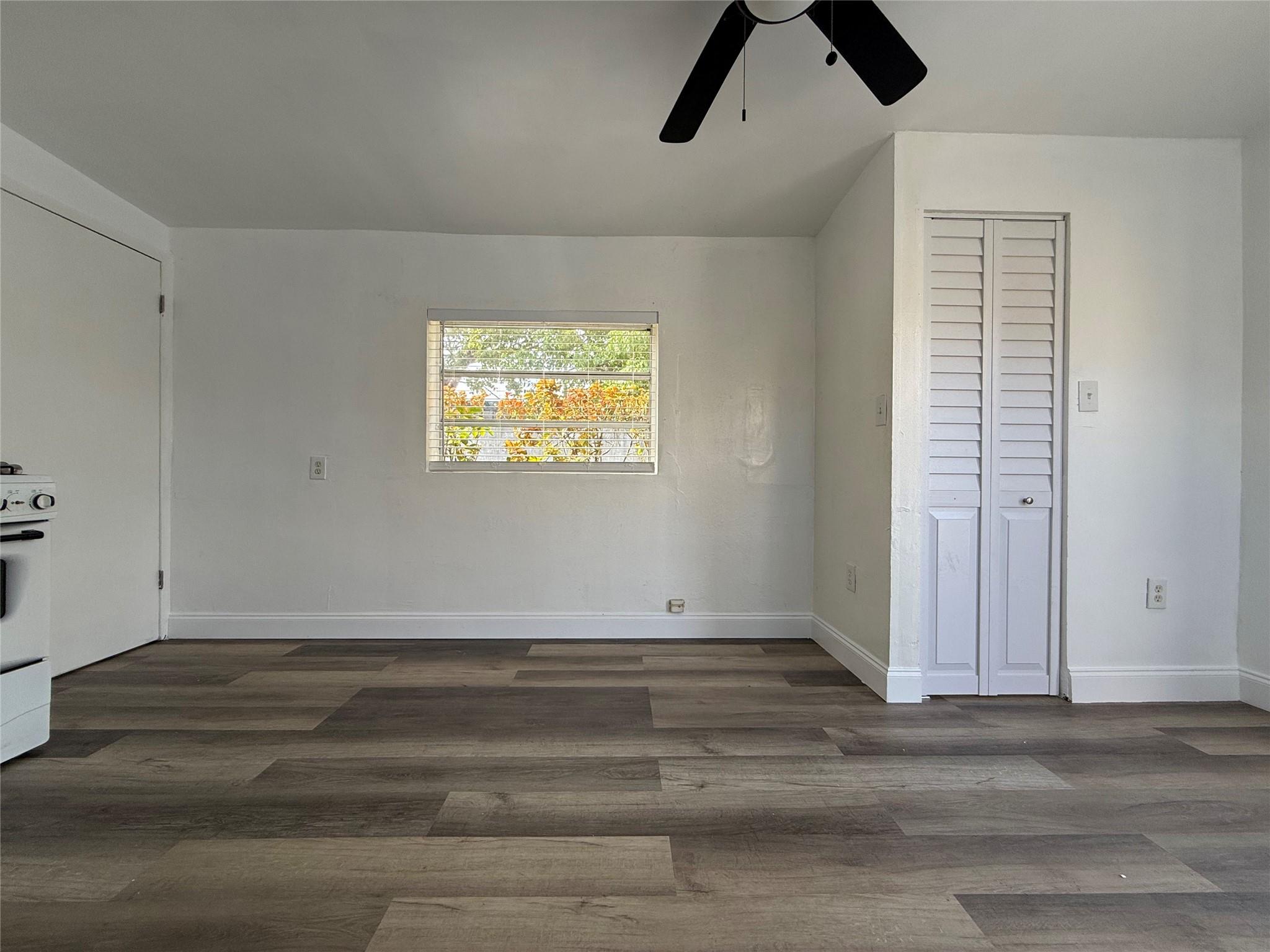 Hollywood South Side Add - Residential Lease