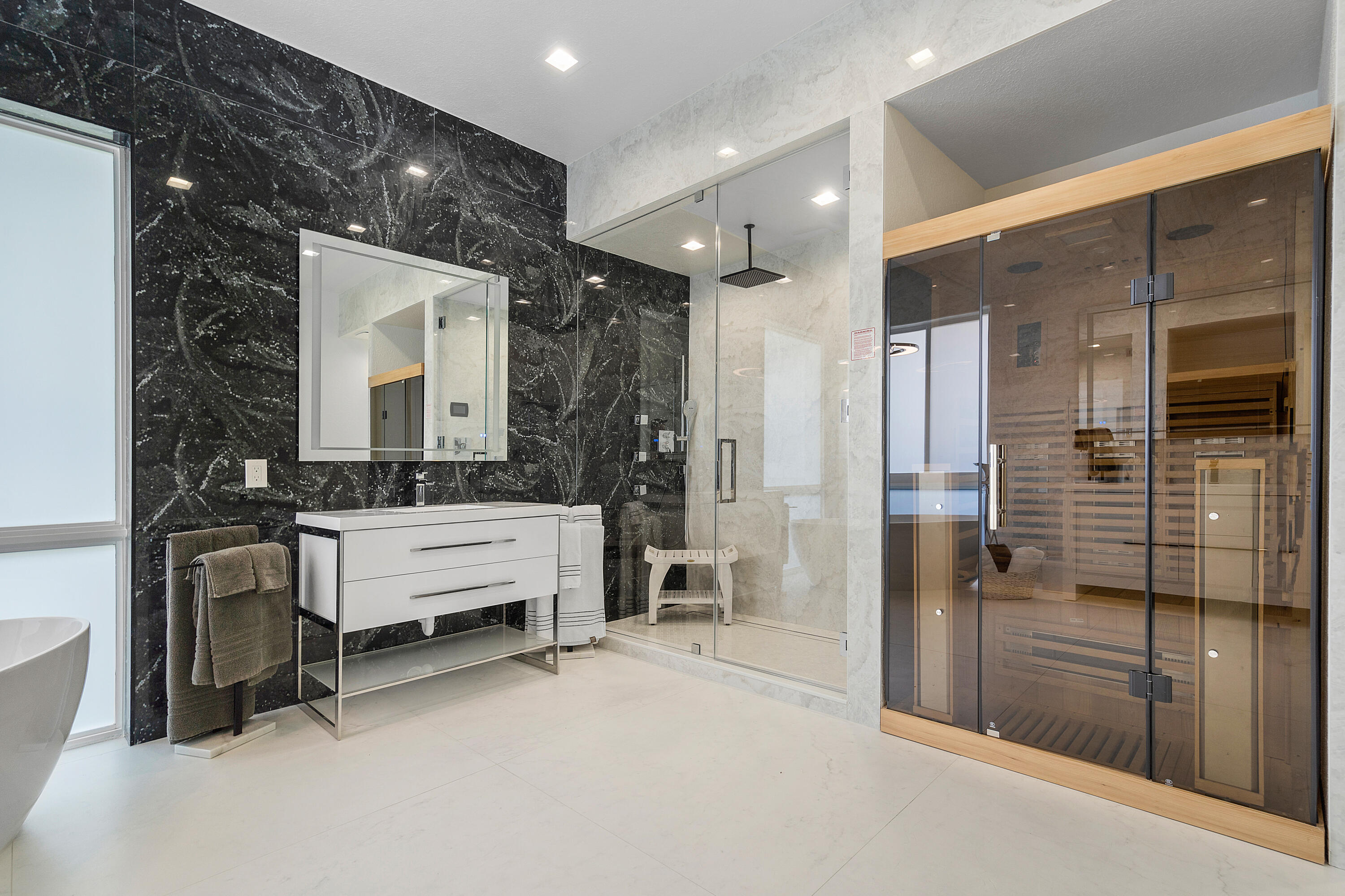 TROPIC ISLE 3RD SEC - Residential