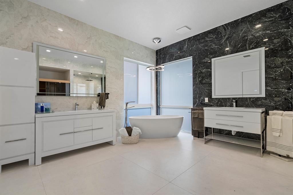 TROPIC ISLE 3RD SEC - Residential