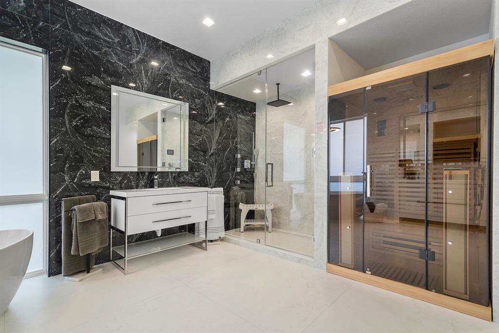 TROPIC ISLE 3RD SEC - Residential