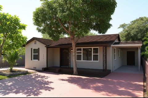 1037 W 30th Street Riviera Beach FL 33404