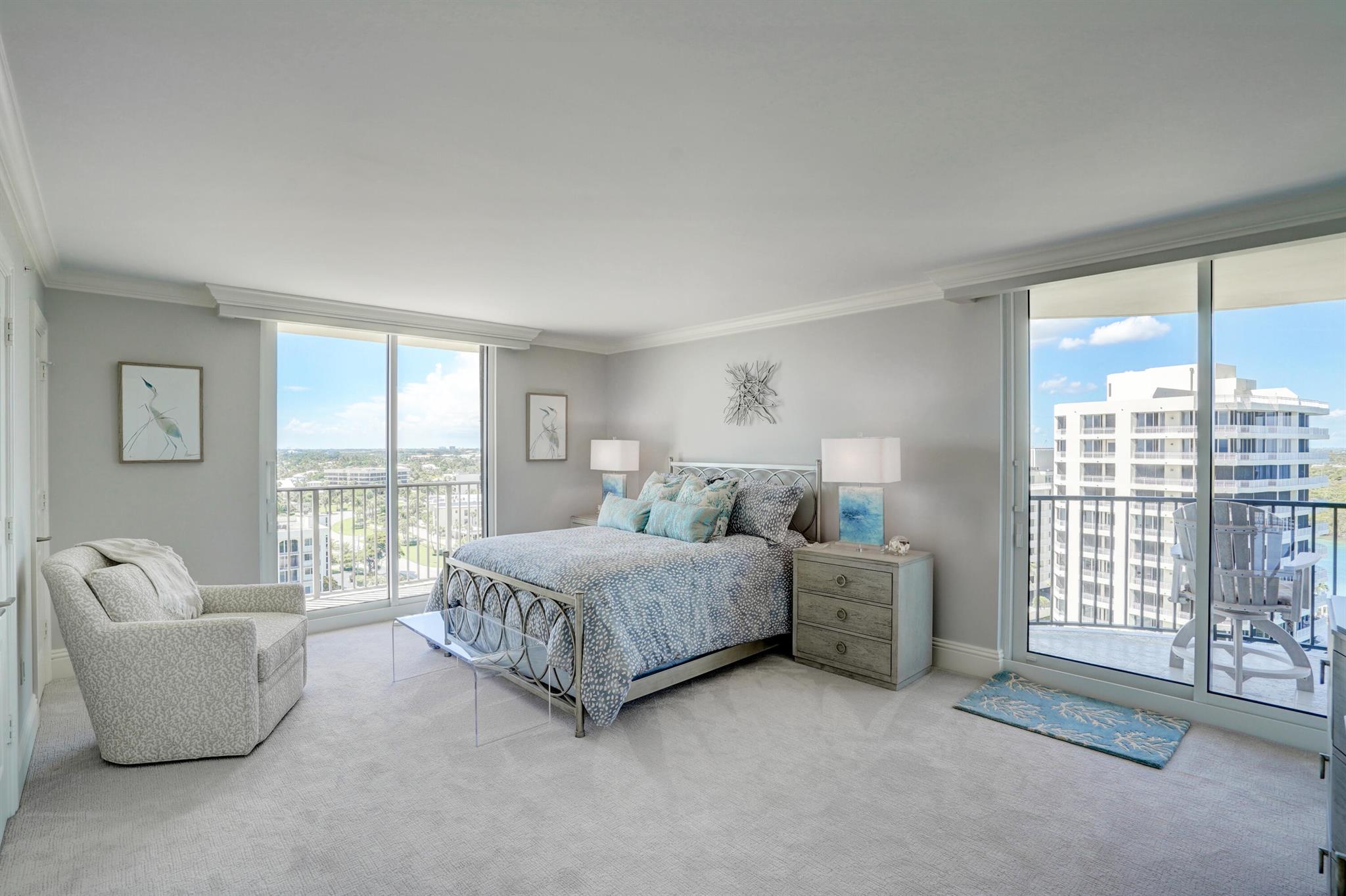 TEQUESTA TOWERS - Residential