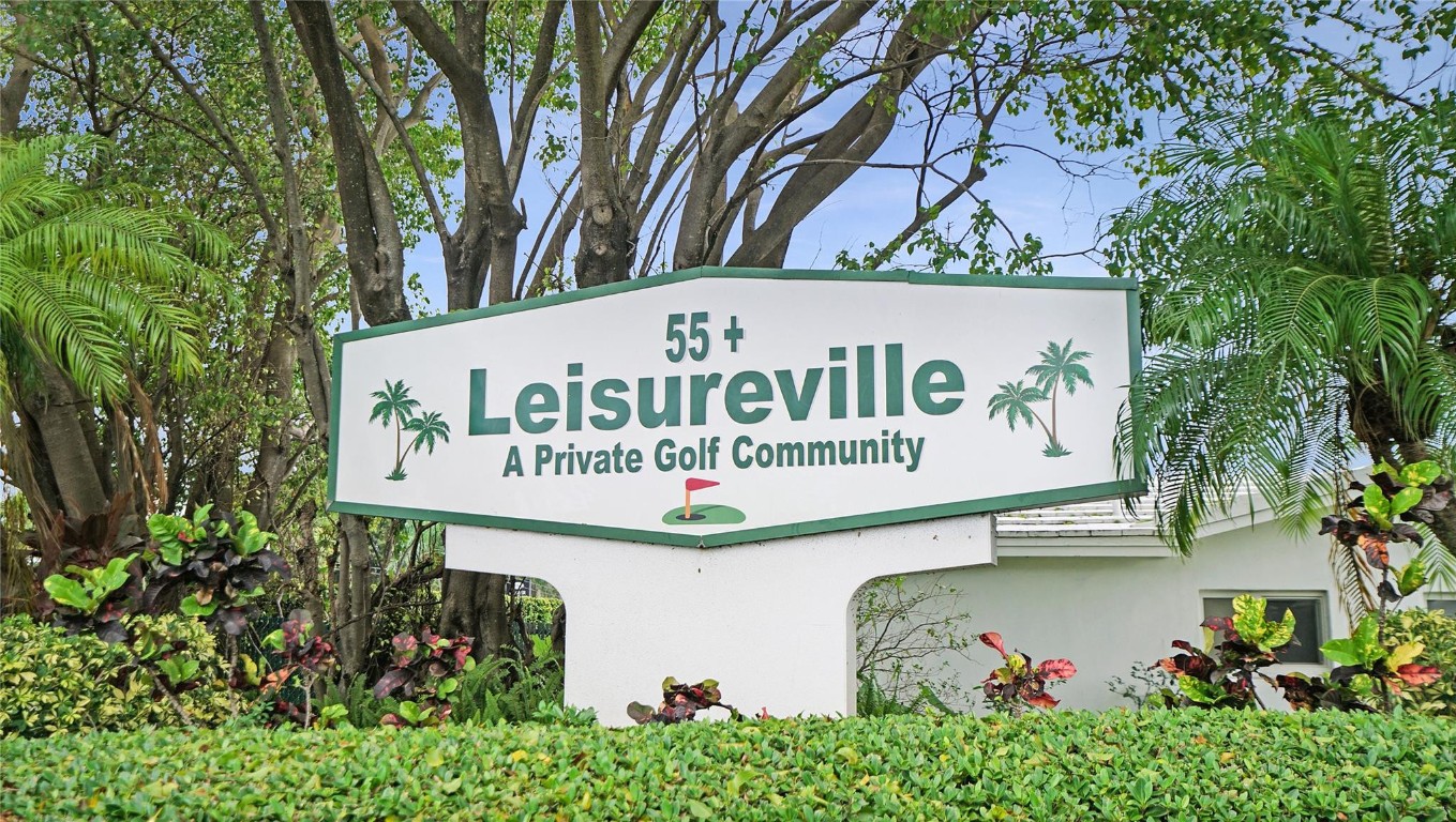 Leisureville Third Sec 65 - Residential