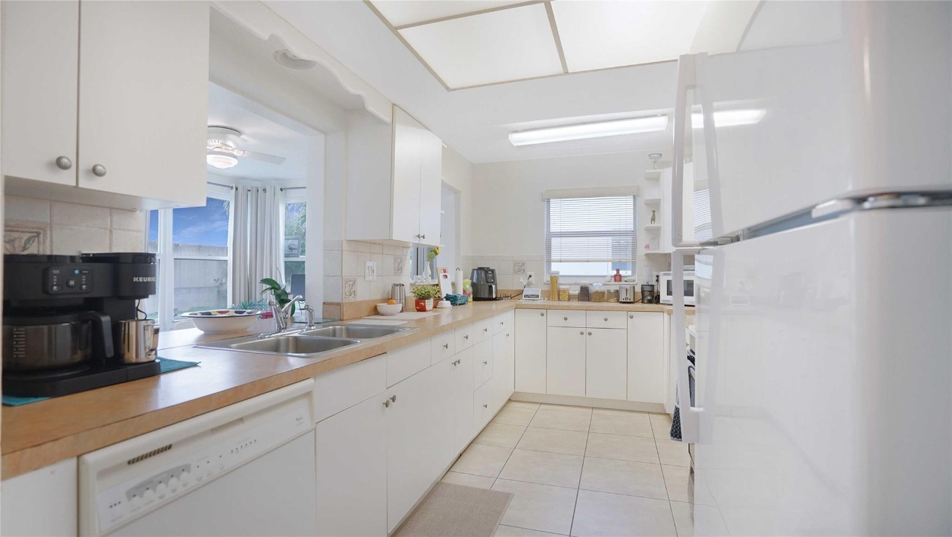 3121 E Golf Boulevard