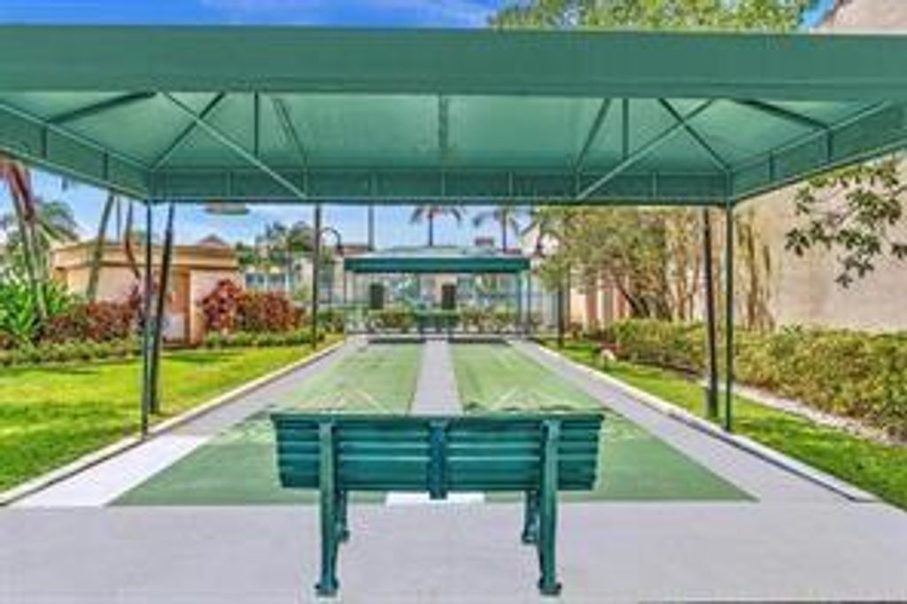 Photo of 7748 Granville Dr #211, Fort Lauderdale, FL 33321 (MLS # F10540633)