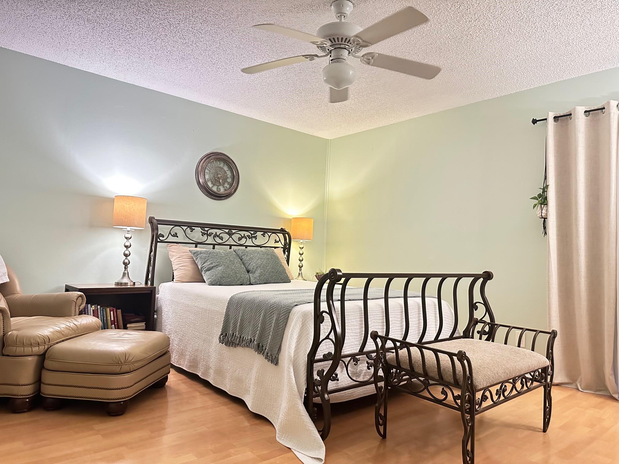 Shadowwood Condo - Residential