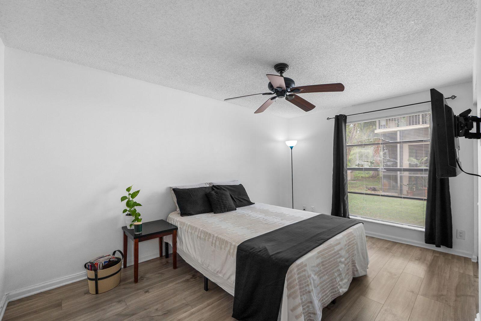 Shadowwood Condo - Residential