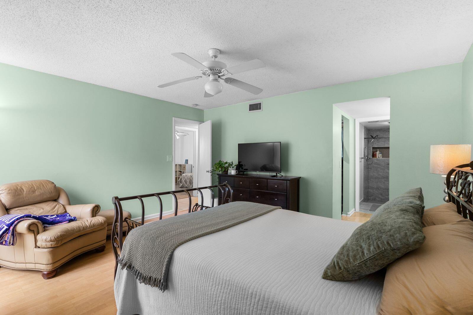 Shadowwood Condo - Residential