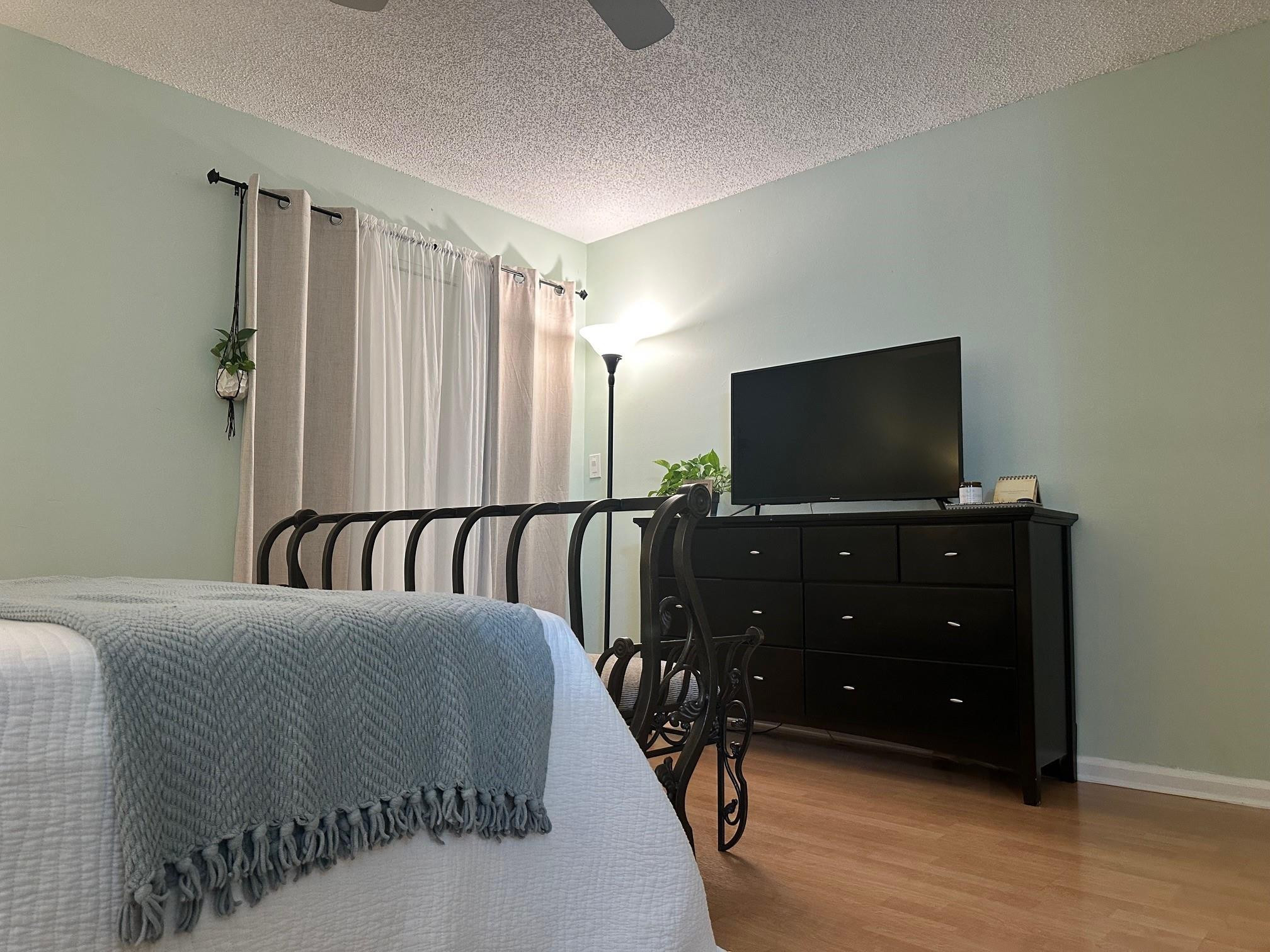 Shadowwood Condo - Residential