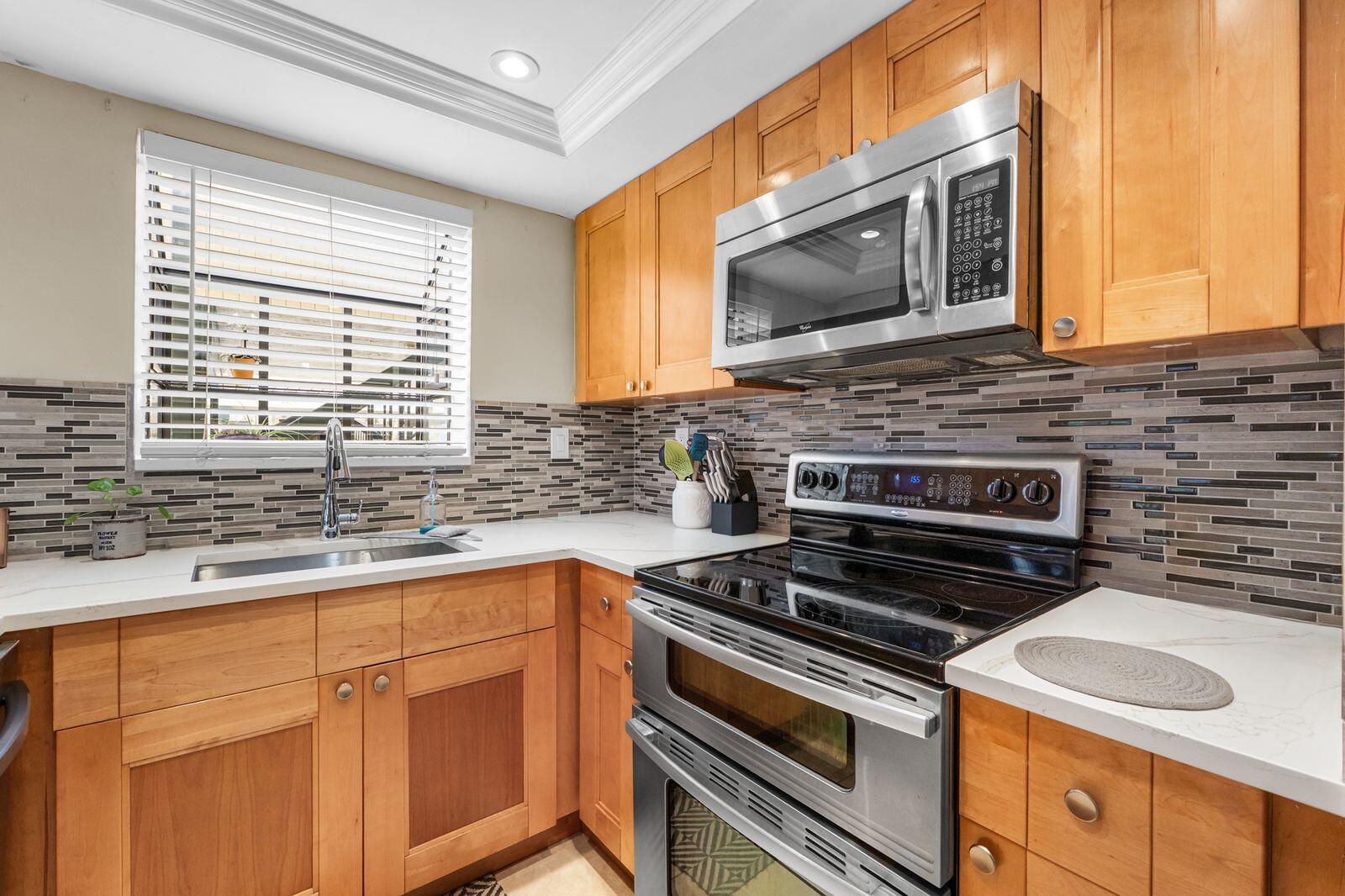 Shadowwood Condo - Residential