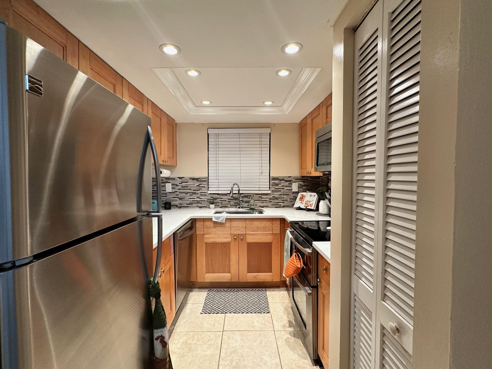 Shadowwood Condo - Residential