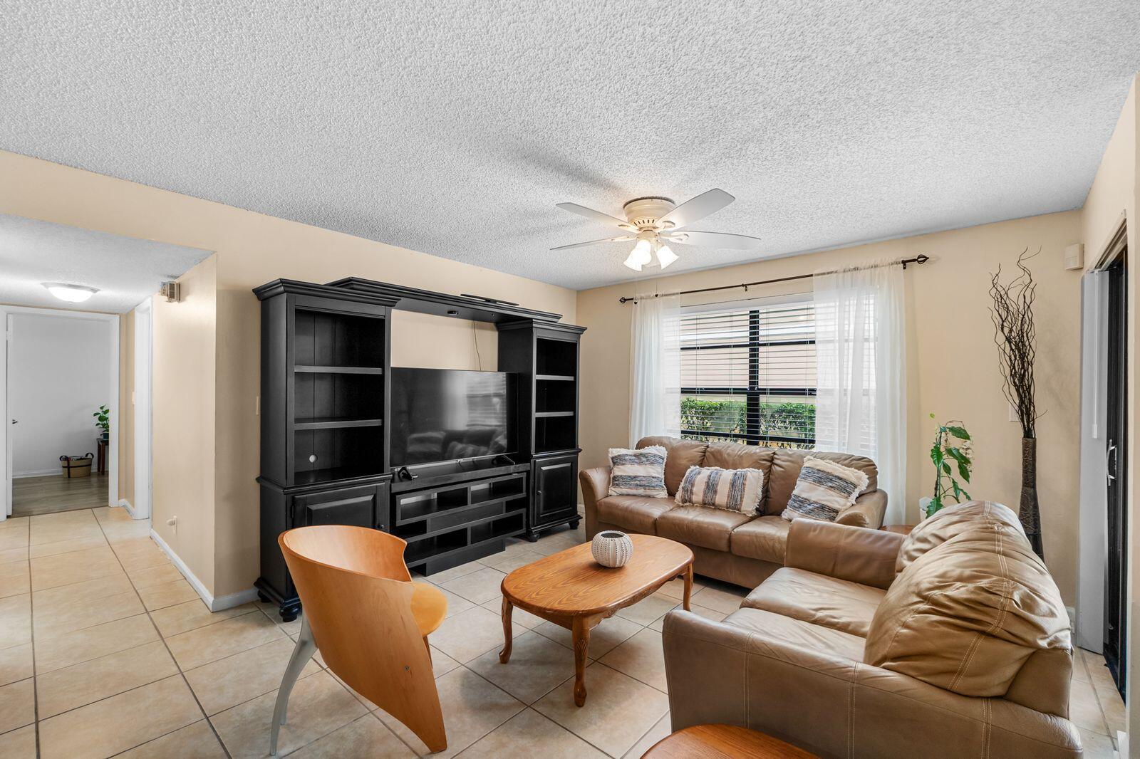 Shadowwood Condo - Residential