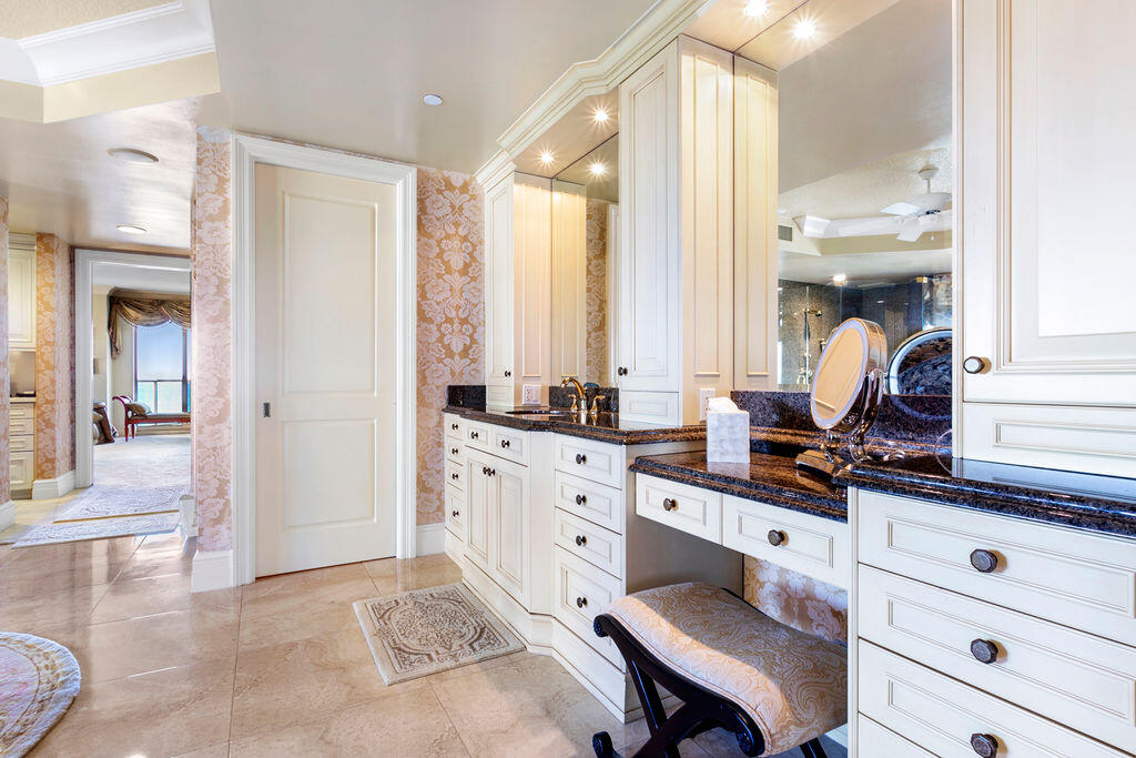 OASIS SINGER ISLAND CONDO - Residential