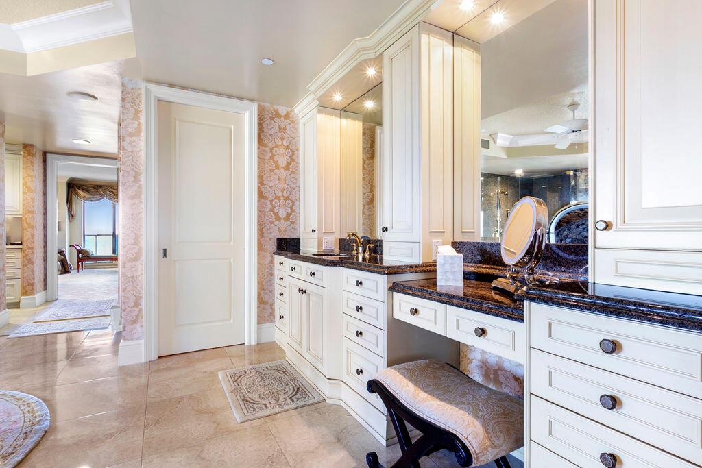 OASIS SINGER ISLAND CONDO - Residential