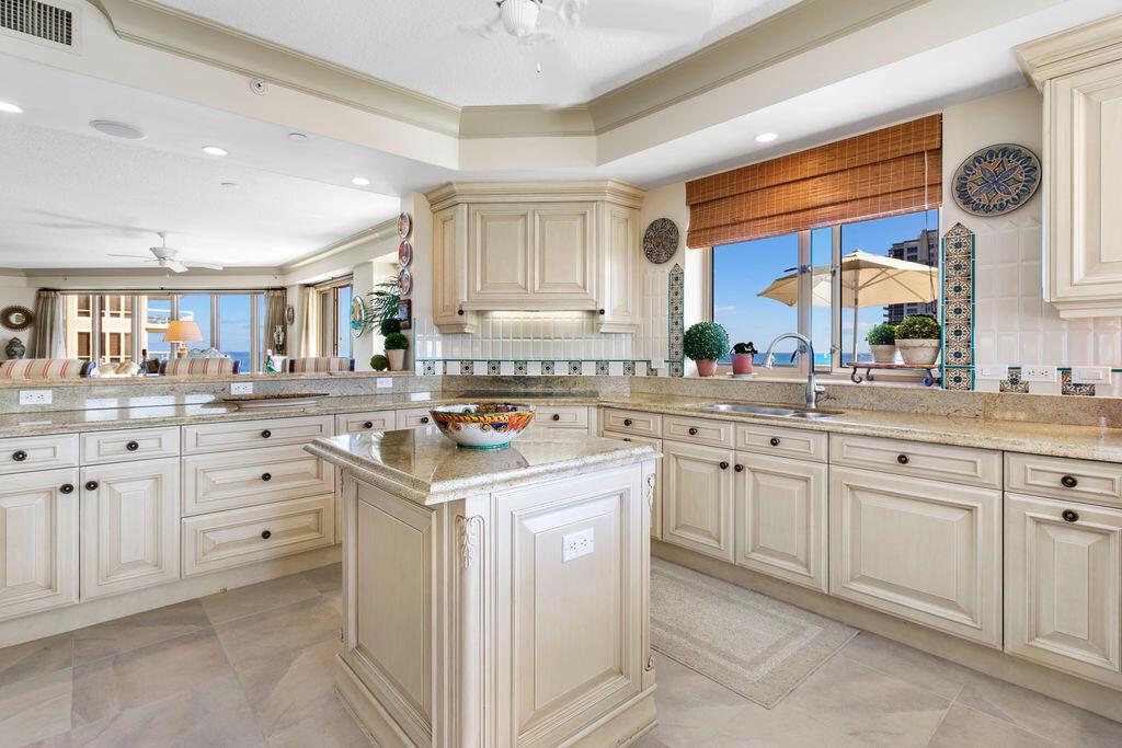 OASIS SINGER ISLAND CONDO - Residential