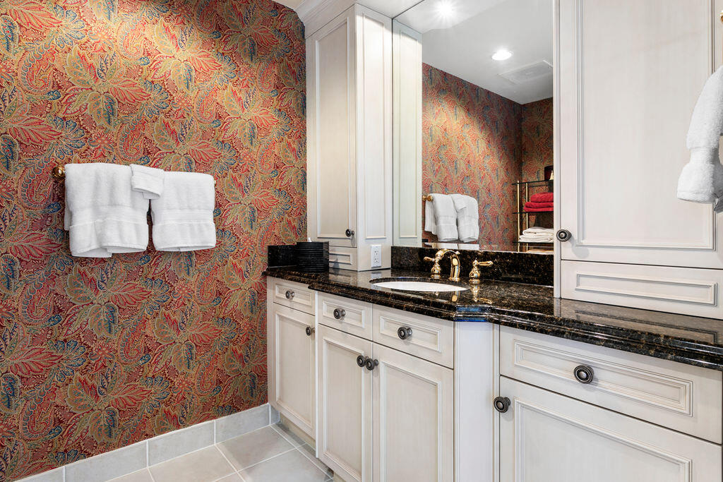 OASIS SINGER ISLAND CONDO - Residential