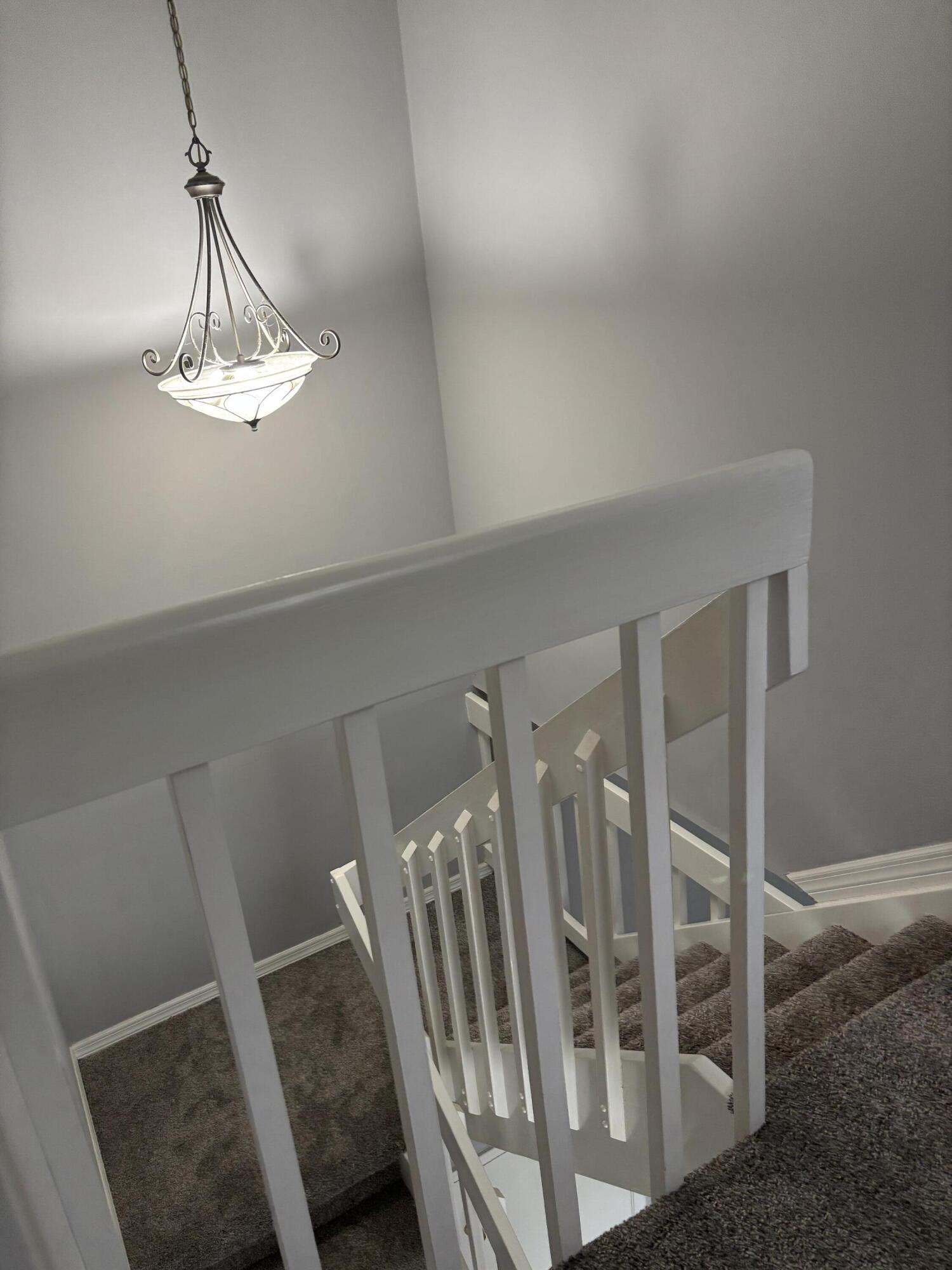 PGA RESORT COMMUNITY PL OF PRESTWICK CHASE UNIT 2 - Residential Lease