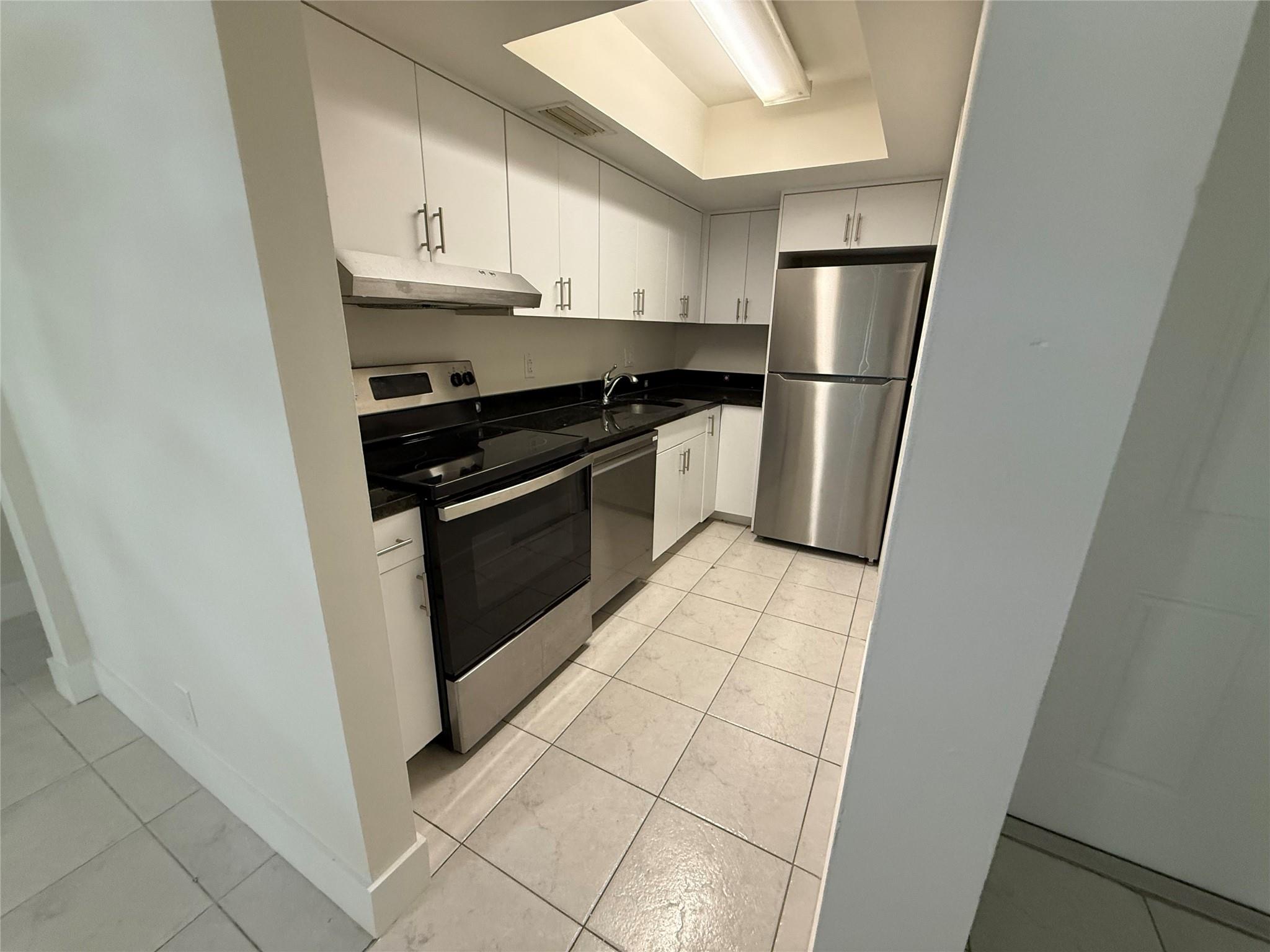 5501 NE 25th Ave 2