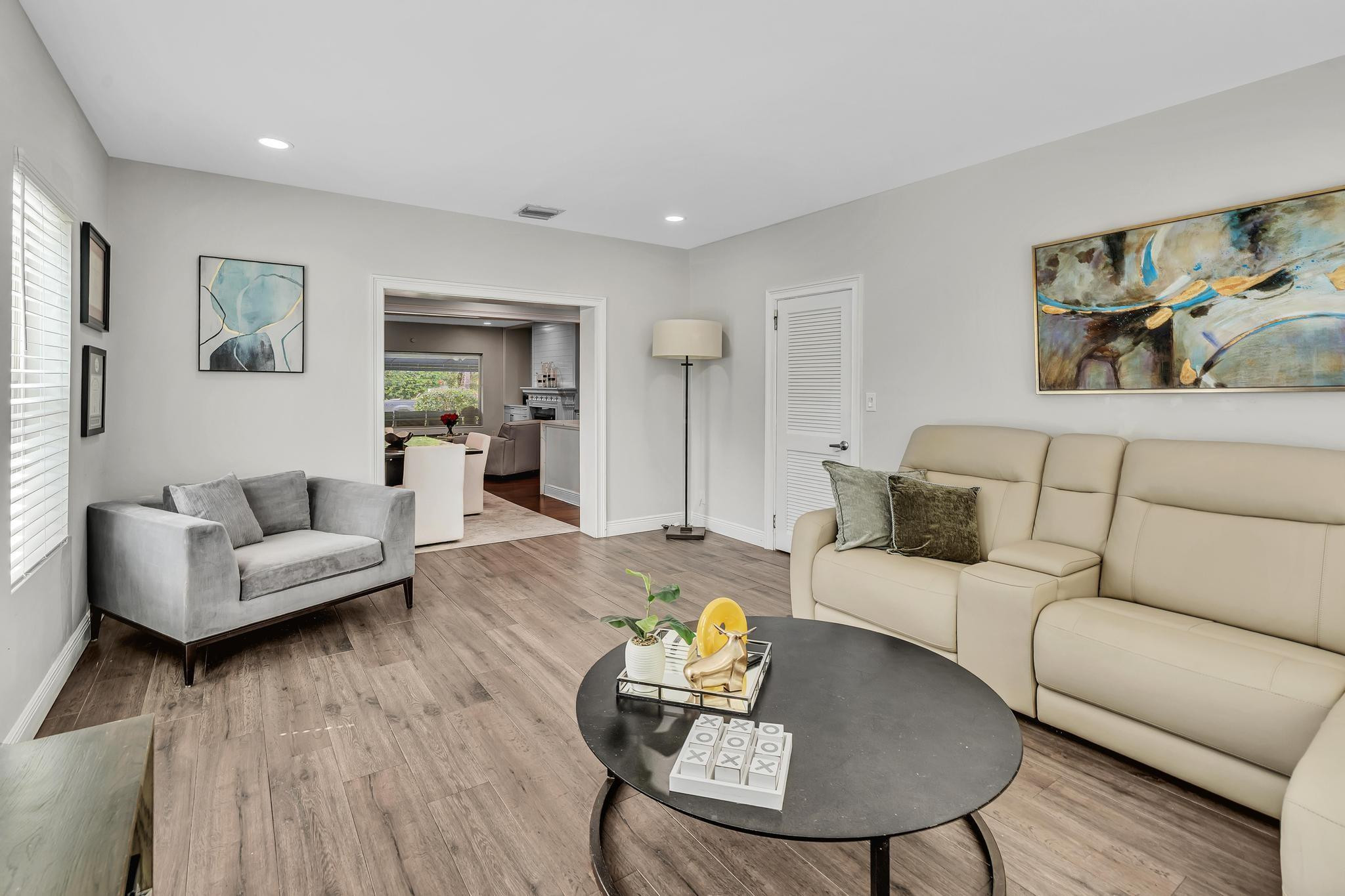 Macarthur Park 19-31 B - Residential Lease