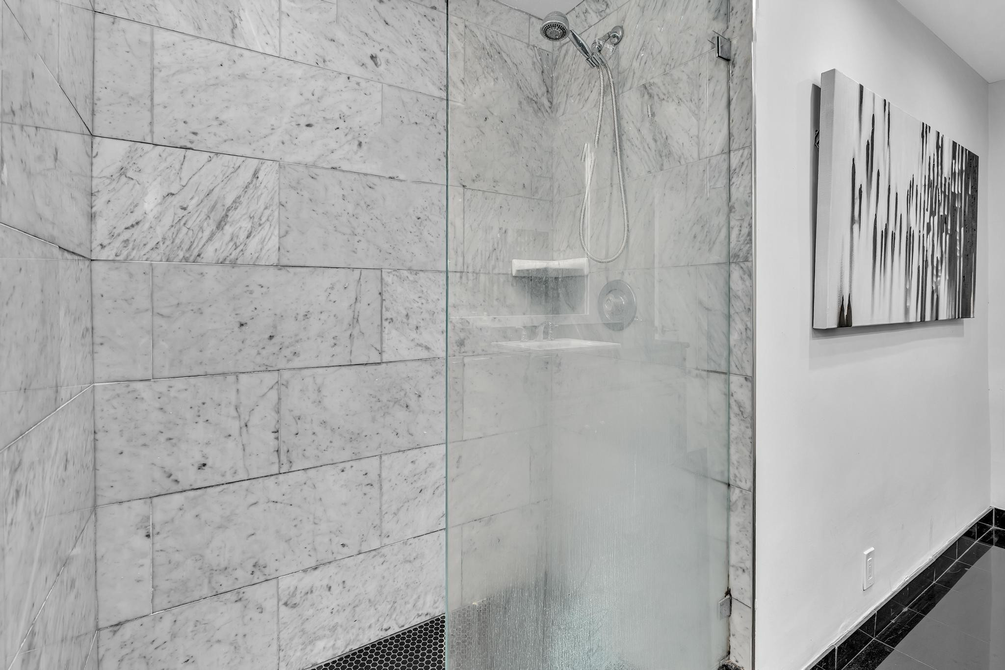 Macarthur Park 19-31 B - Residential Lease