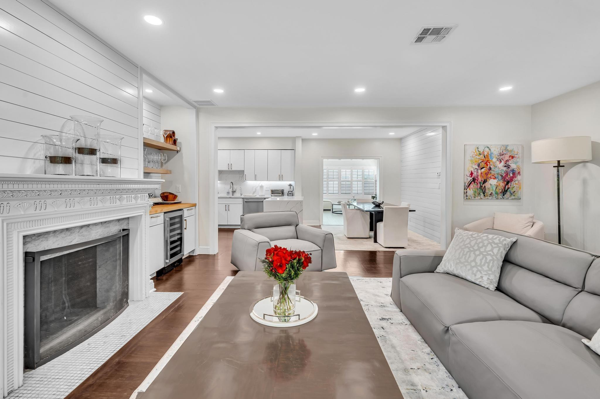 Macarthur Park 19-31 B - Residential Lease