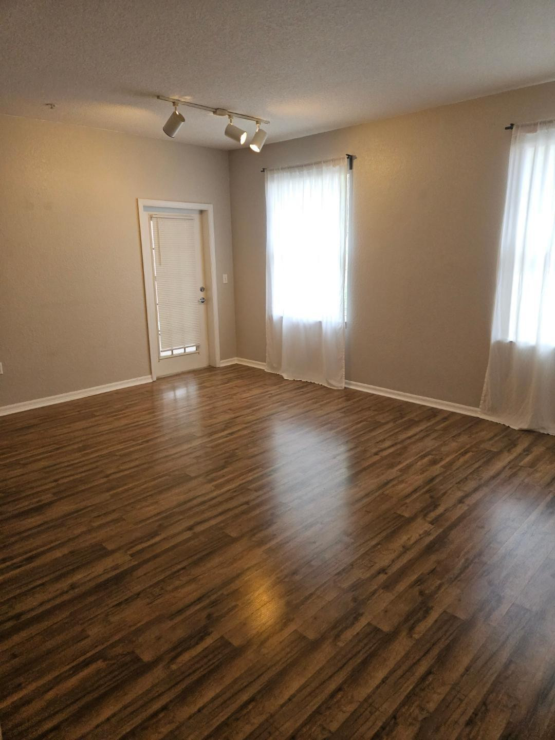 CYPRESS POINTE AT CORAL SPRINGS - Residential Lease