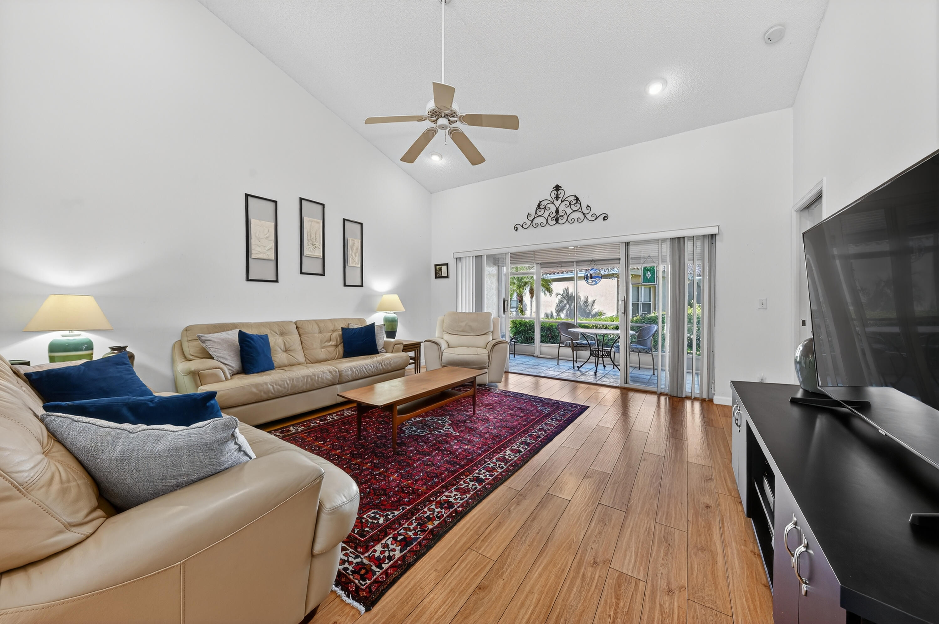 ABERDEEN 22 - Residential