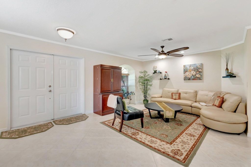 Photo of 166 SW 8th Avenue, Boca Raton, FL 33486 (MLS # R11088532)